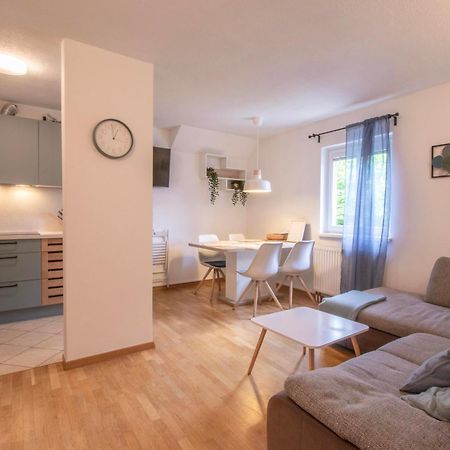 Apartment Above Lake 블레드 외부 사진