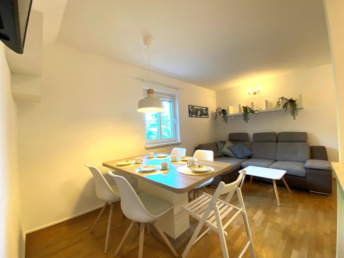 Apartment Above Lake 블레드 외부 사진