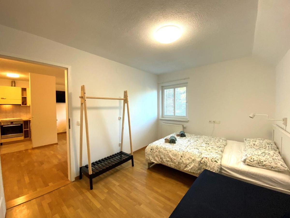 Apartment Above Lake 블레드 외부 사진
