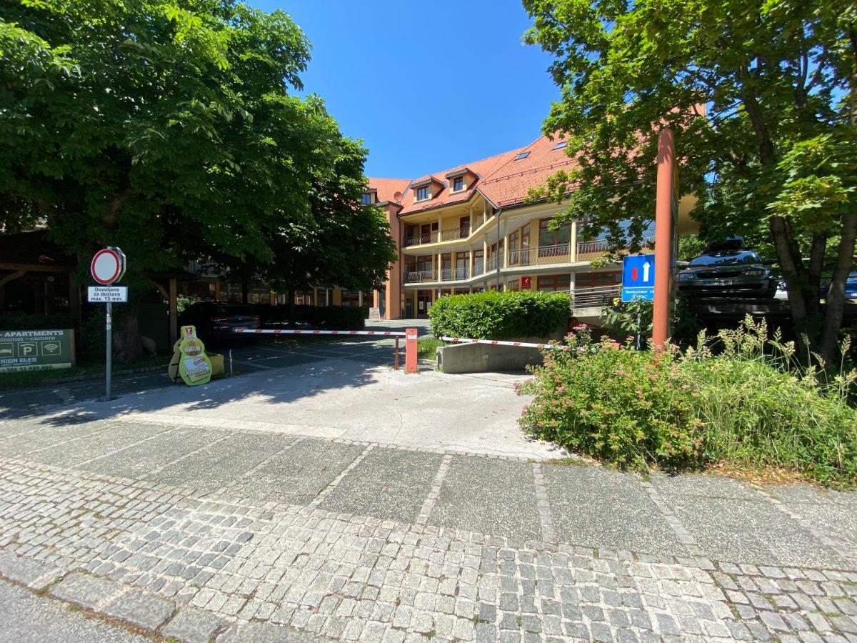 Apartment Above Lake 블레드 외부 사진